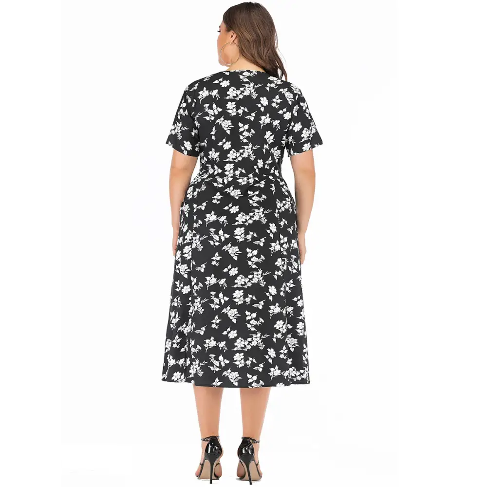 Plus Size Floral Maxi Dress - V-Neck with Pockets - Thick & Beautiful